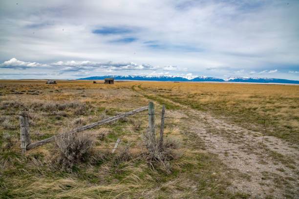 istock Old abandoned building in western USA 1224636290