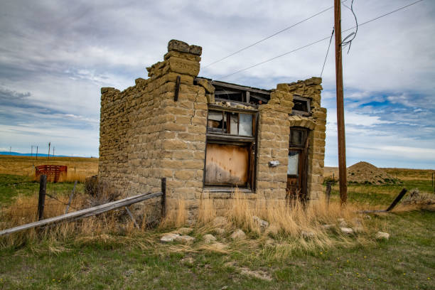 istock Old abandoned building in western USA 1224637411