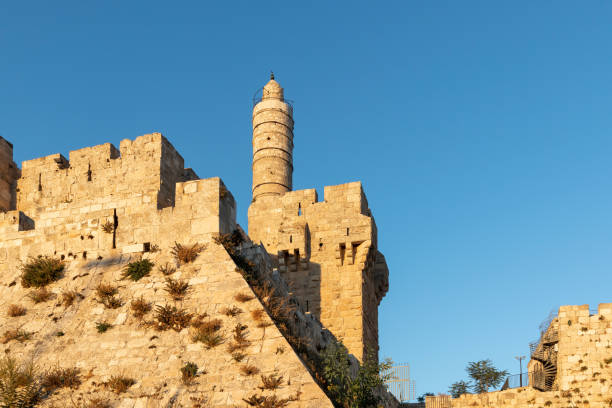 サンセットの旧市街のエルサレム要塞 - 聖地 - tower of david ストックフォトと画像