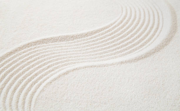 modello zen - sand wave pattern beach wave foto e immagini stock