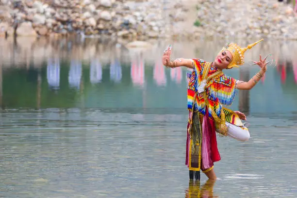 Photo of The actors are dancing Manohra in the stream.