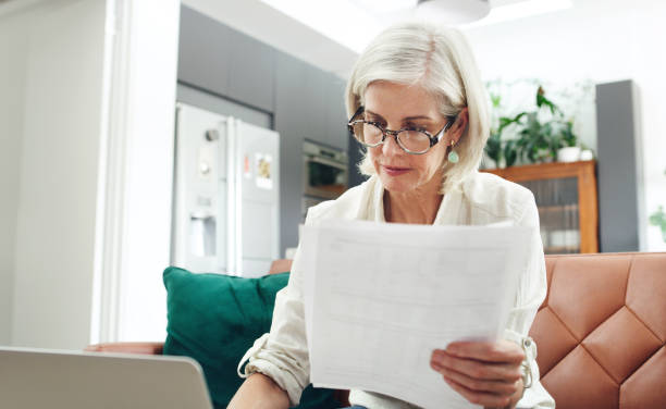 istock I need to move my investments around 1224814404