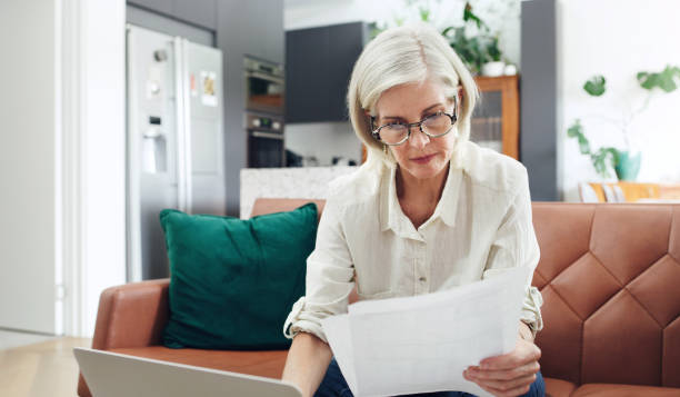 istock Trying to work out the best investment plan 1224814407