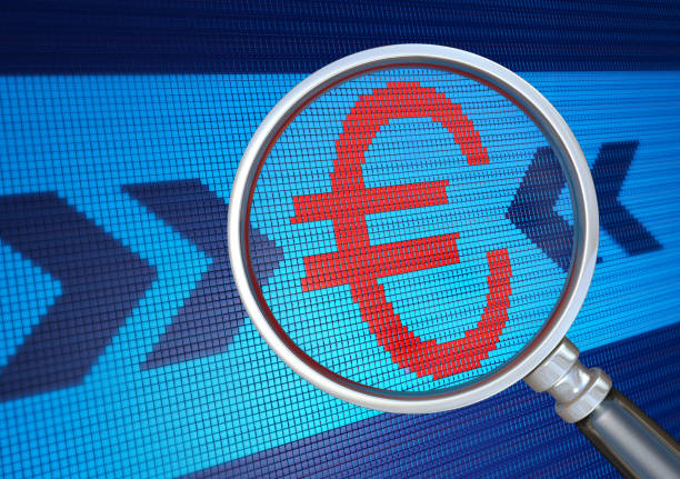 ユーロを検索 - magnification coin equipment european union currency ストックフォトと画像