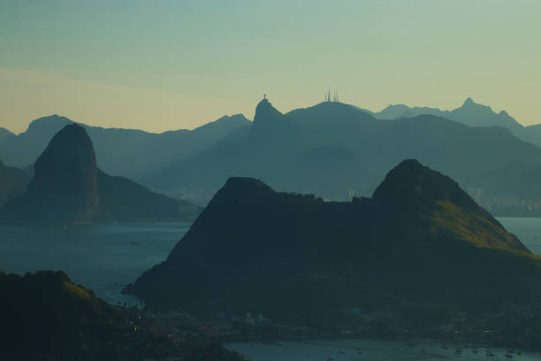 istock Mountains at sunset in Rio de Janeiro 1224856156
