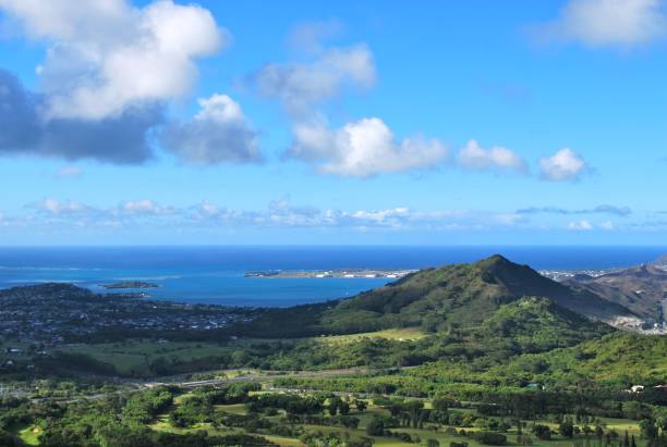istock Nuuanu Pali Lookout 1224863147