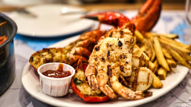lobster and crabs grilled plate