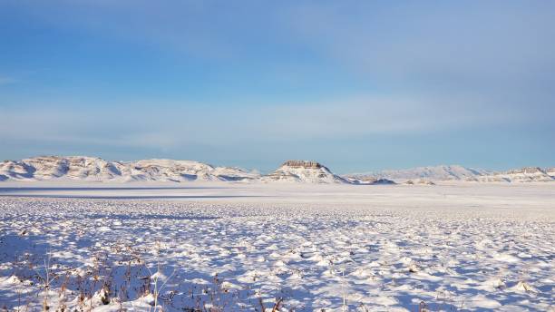 winter desert landscape along the pony express trail - pony express imagens e fotografias de stock