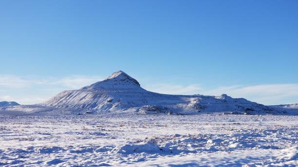 winter desert landscape along the pony express trail - pony express imagens e fotografias de stock