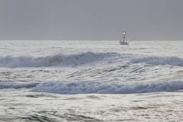 istock Small fishing vessel in Oregon 1225061604