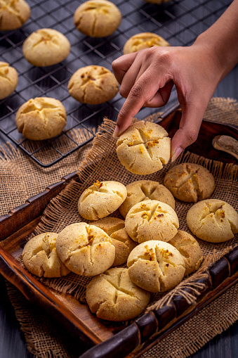Nankhatai are shortbread biscuits, originating from the Indian subcontinent, popular in Northern India and Pakistan,