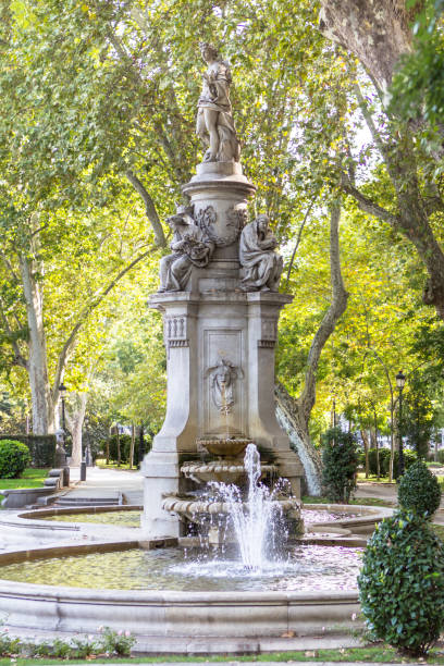 la fontana apollo in prado boulevard, madrid, spagna - madrid spain plaza de la cibeles night foto e immagini stock