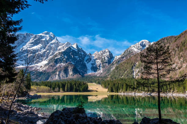 istock Spring morning at the alpine lake 1225234631