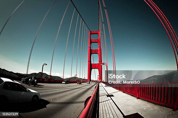 Photo libre de droit de Golden Gate Bridge banque d'images et plus d'images libres de droit de Conduire - Conduire, Golden Gate Bridge, Architecture