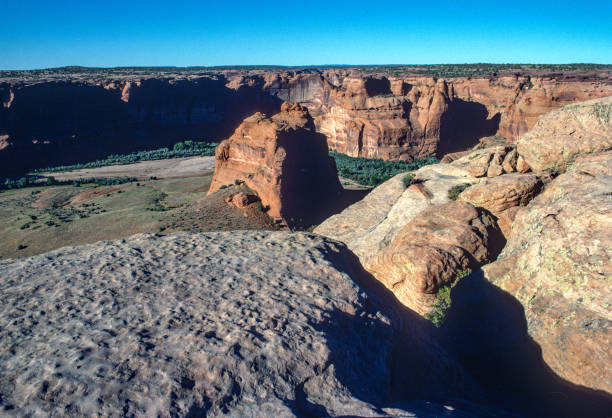 istock Canyon de Chelly National Monument - Junction Overlook at Canyon's Edge - 1998 1225292508