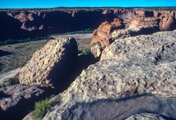 istock Canyon de Chelly National Monument - Canyon's Edge - 1998 1225292585