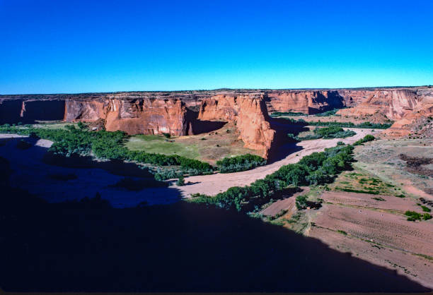 istock Canyon de Chelly National Monument - Broad Expanse - 1998 1225293497