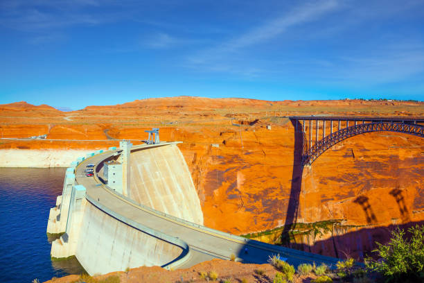 istock Bridge next to the Glen Canyon Dam 1225311311