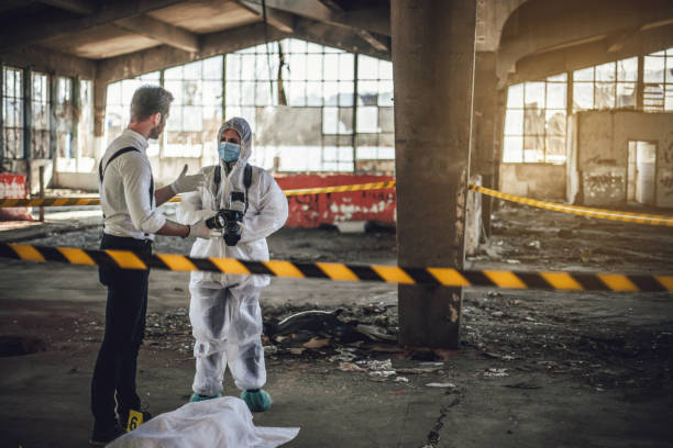 istock After the murder, criminal inspectors work at the crime scene 1225326588