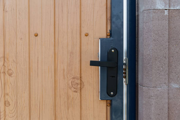 istock Detail of a closed door with a lock handle 1225334082