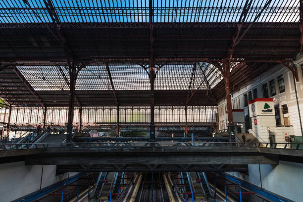 Light Season Shed Structures