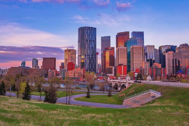 istock Sunrise Sky Over The Calgary Skyline 1225405788