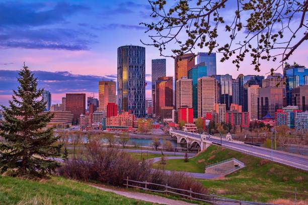 istock Sunrise Sky Over The Calgary Skyline 1225405931