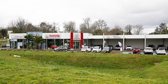 Mont-de-Marsan , Aquitaine / France - 02 20 2020 : Toyota Automobile car store station Dealership shop Trademark Logo in garage