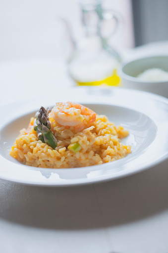 Risotto with asparagus and shrimps