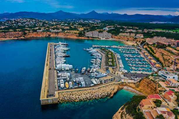 порт адриано марина порт майорка - majorca yacht palma marina стоковые фото и изображения