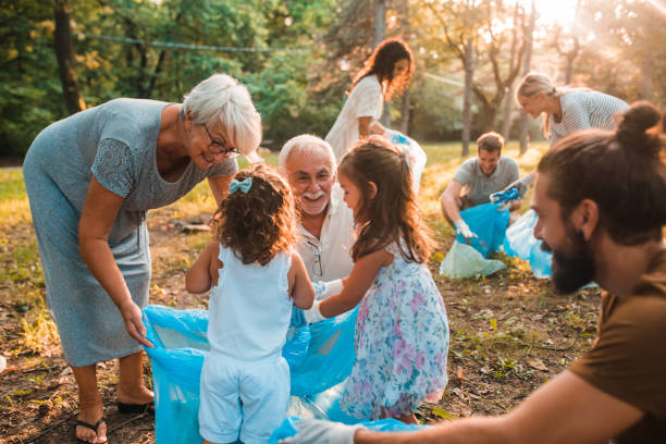 istock Family team for recycling 1225459057
