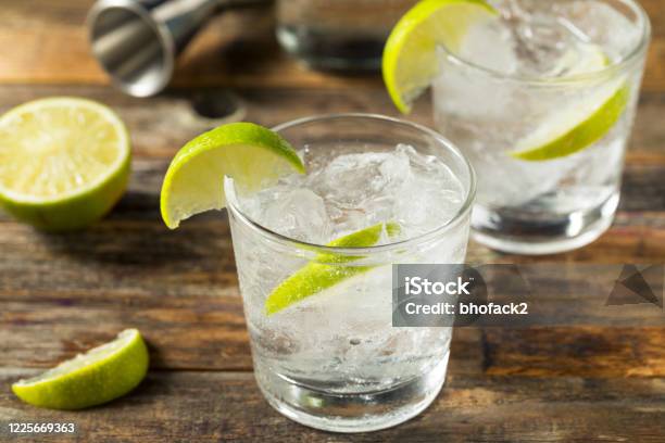 Refreshing Boozy Gin And Tonic Stock Photo - Download Image Now - Gin, Tonic Water, Gin Tonic