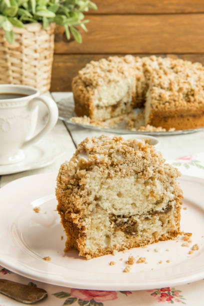 istock Homemade cinnamon streusel coffee cake. 1225746147