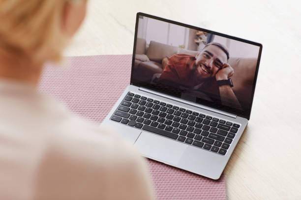 istock Woman talknig with man 1225827983