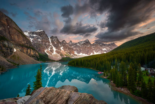 istock Moraine Lake at Sunset 1225840676