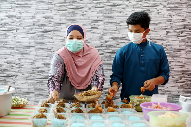istock Ramadan Kareem at Home - Home-based Chef 1225846746