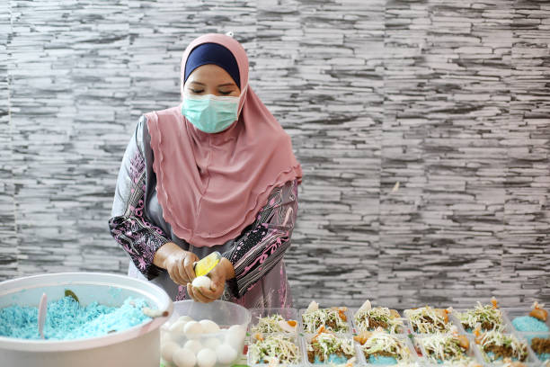 istock Ramadan Kareem at Home - Home-based Chef 1225846983