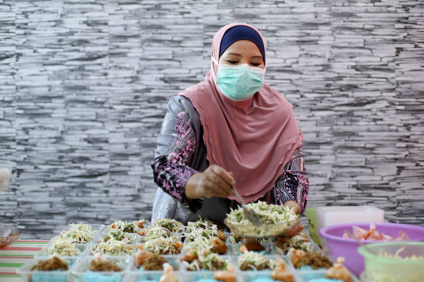 istock Ramadan Kareem at Home - Home-based Chef 1225846986