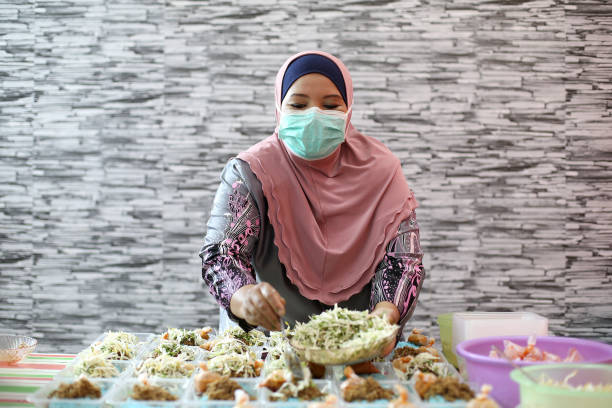 istock Ramadan Kareem at Home - Home-based Chef 1225846987