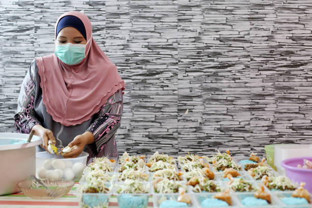 istock Ramadan Kareem at Home - Home-based Chef 1225847027