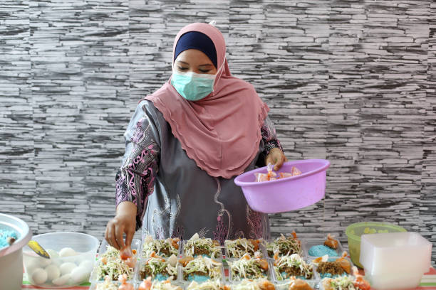istock Ramadan Kareem at Home - Home-based Chef 1225847058