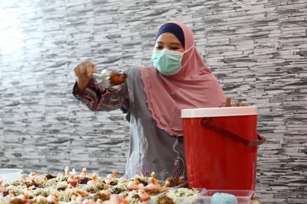 istock Ramadan Kareem at Home - Home-based Chef 1225847118