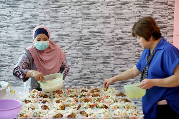 istock Ramadan Kareem at Home - Home-based Chef 1225847651