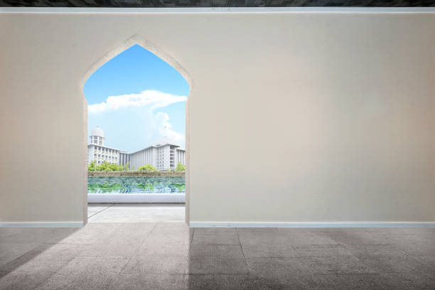 The arch on the wall with mosque view