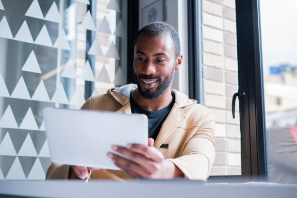 istock Man working in a coworking office 1225915900