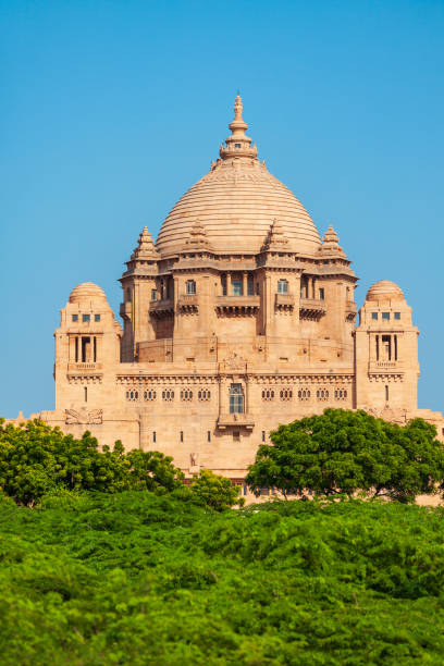 umaid bhawan palace, à jodhpur - mehrangarh photos et images de collection