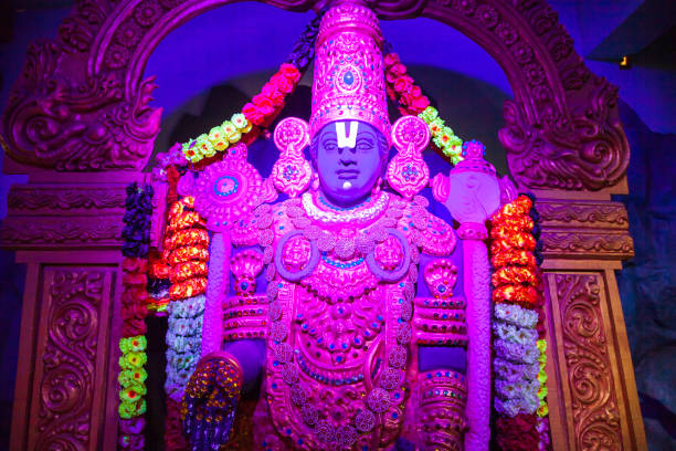 templo sri srinivasa mahalakshmi, bangalore - shiv bangalore shiva god - fotografias e filmes do acervo