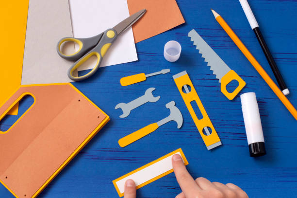 istock Child makes card for Father's Day. Step 7 1226025763