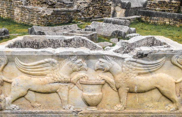istock Ancient roman sarcophagus, tomb 1226035041