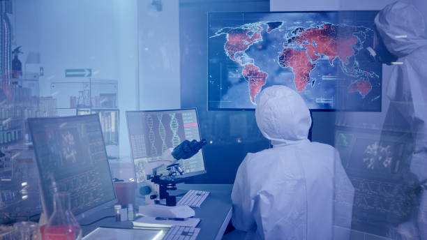 ученые в лаборатории. крупнейшие в мире вспышки на карте мира. очень высокая инфекционность - infectivity стоковые фото и изображения